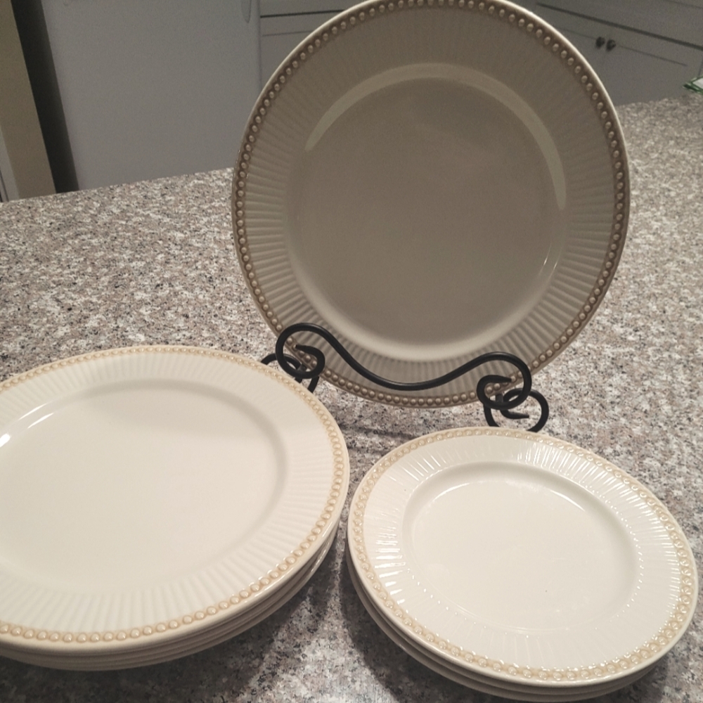 VICTORIAN PEARL Cream Dinnerware with Timeless Beaded Pattern